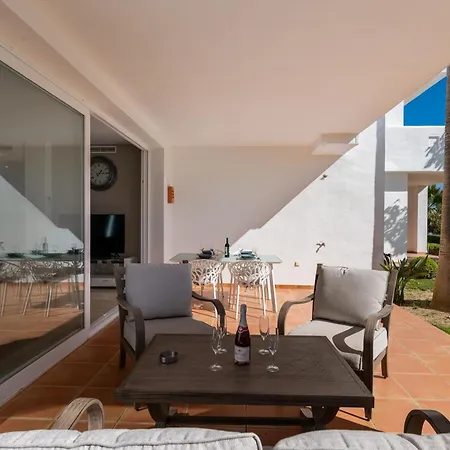 Alcazaba Blue Lagoon 2465 Estepona * إِستيبونا
