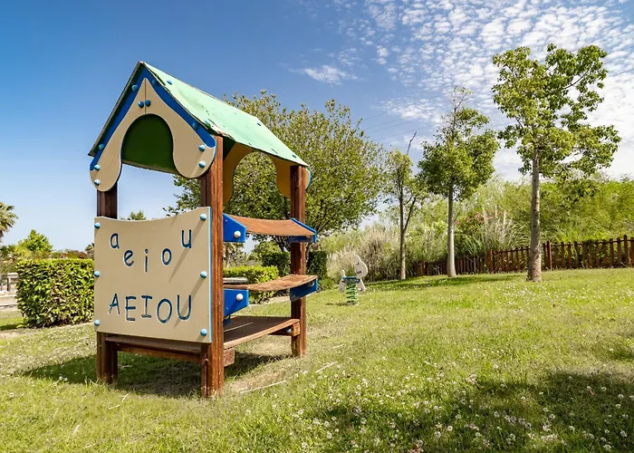 Alcazaba Lagoon 2465