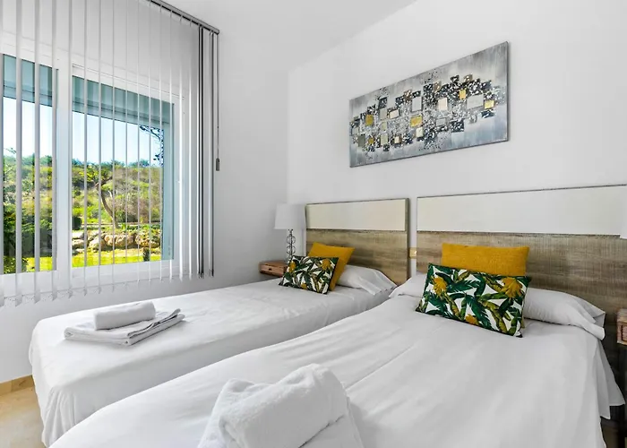 Апартаменты Alcazaba Lagoon 2465 Эстепона